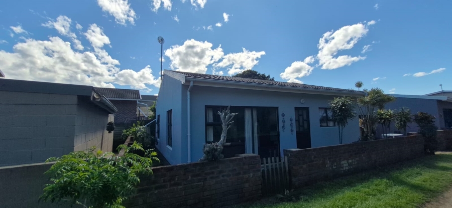 2 Bedroom Property for Sale in Cosy Corner Eastern Cape